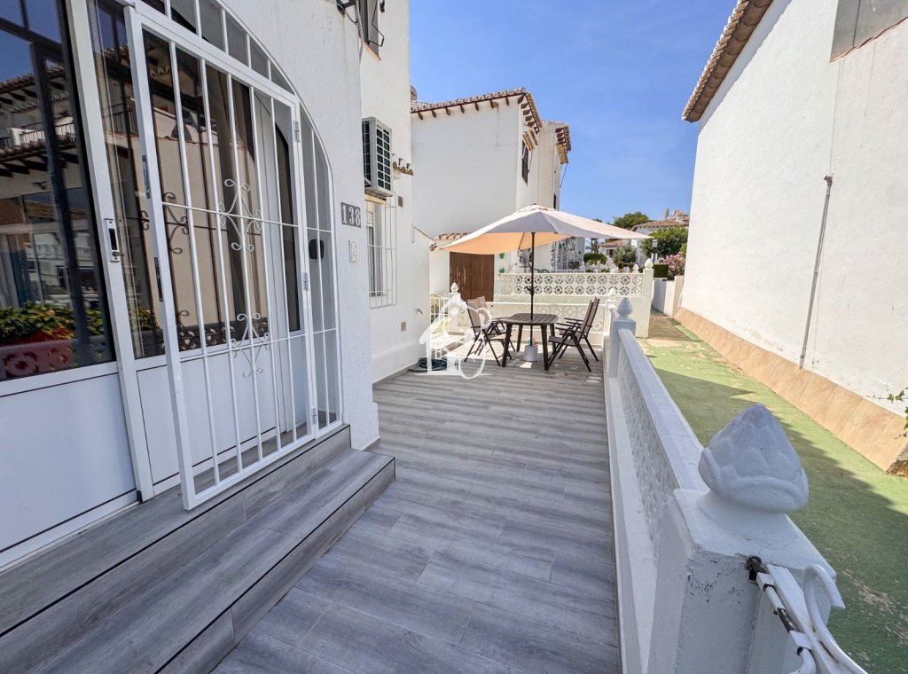 Location - Appartement - Torrevieja - Los Balcones - Los Altos del Edén