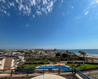 Location - Attique - Mil Palmeras
