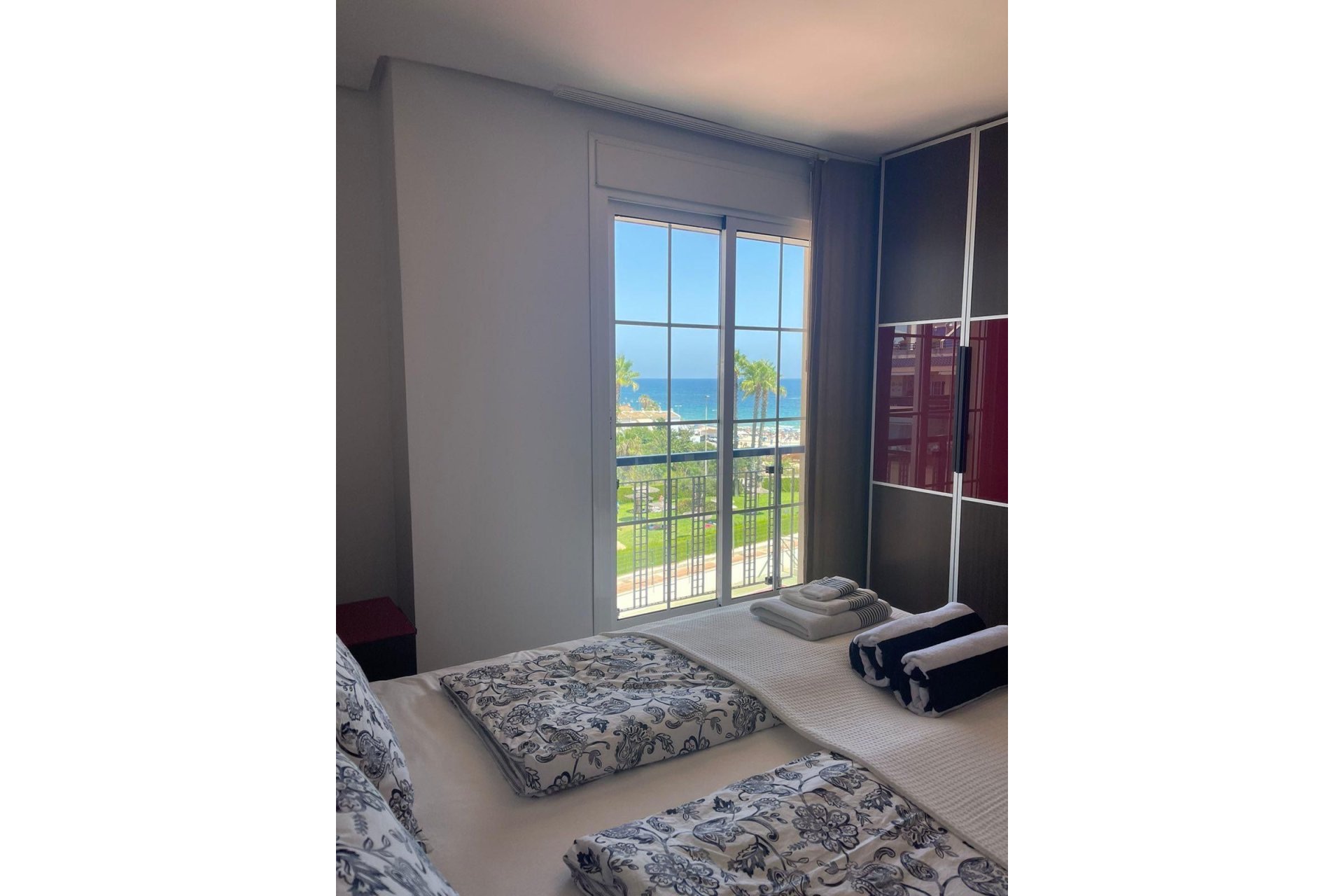 Location - Attique - Mil Palmeras