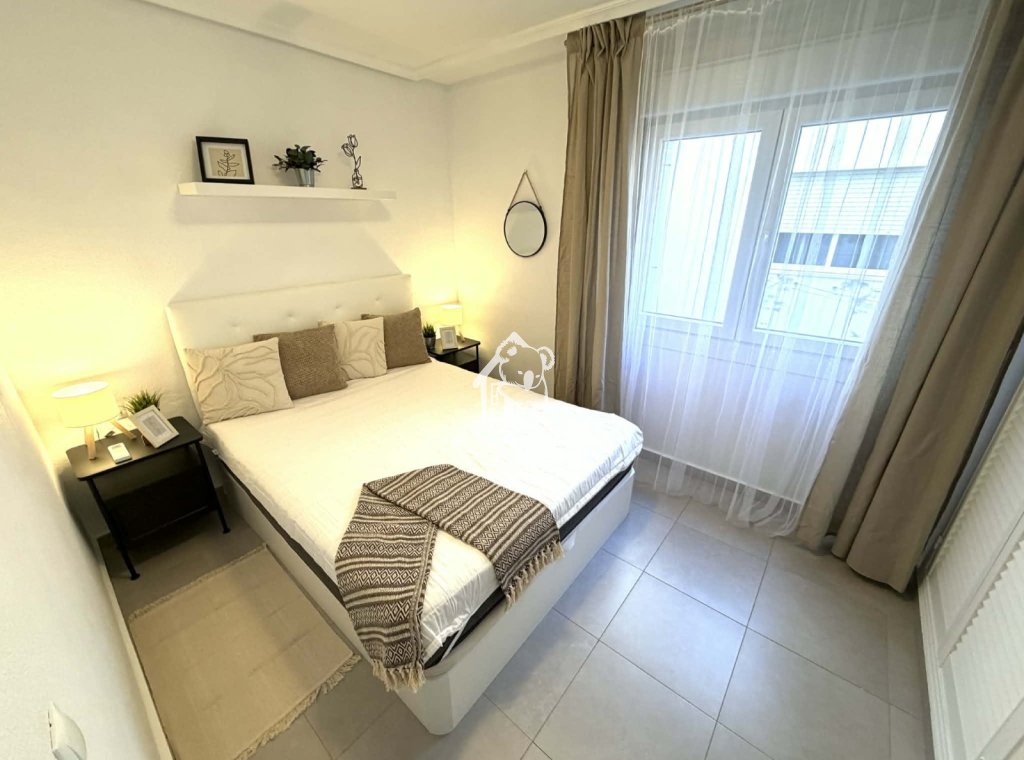 Location - Attique - Torrevieja - Playa de los Locos