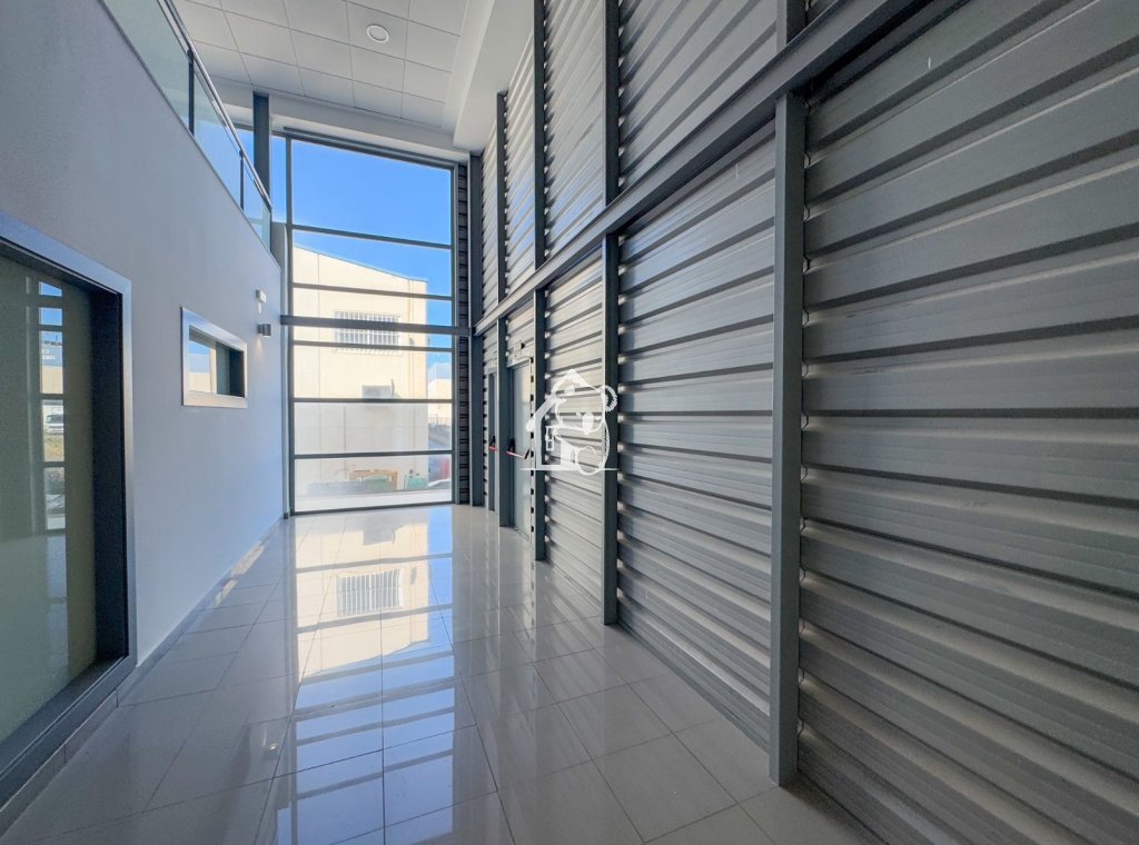 Location - Commercial - Almoradí