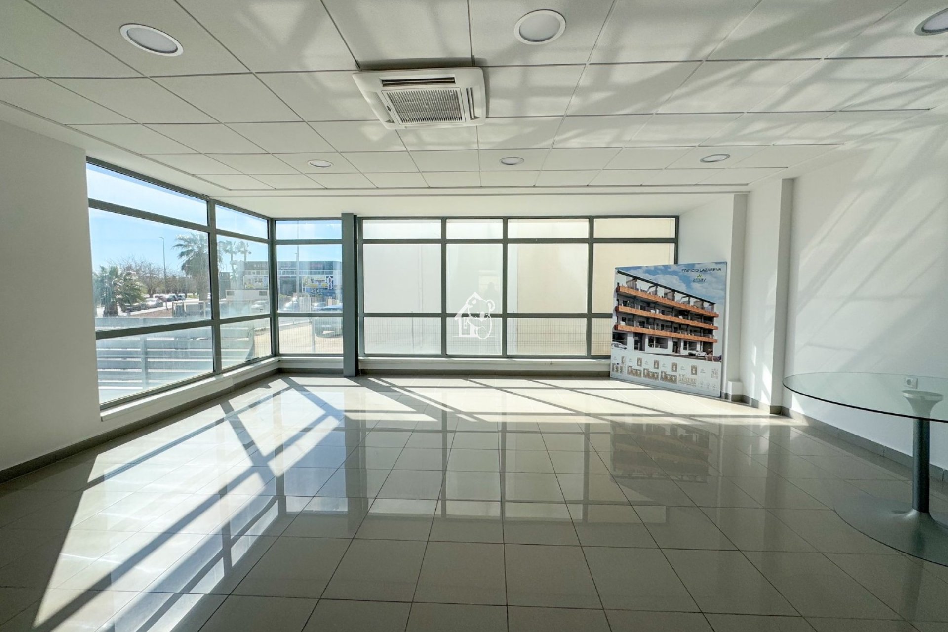 Location - Commercial - Almoradí