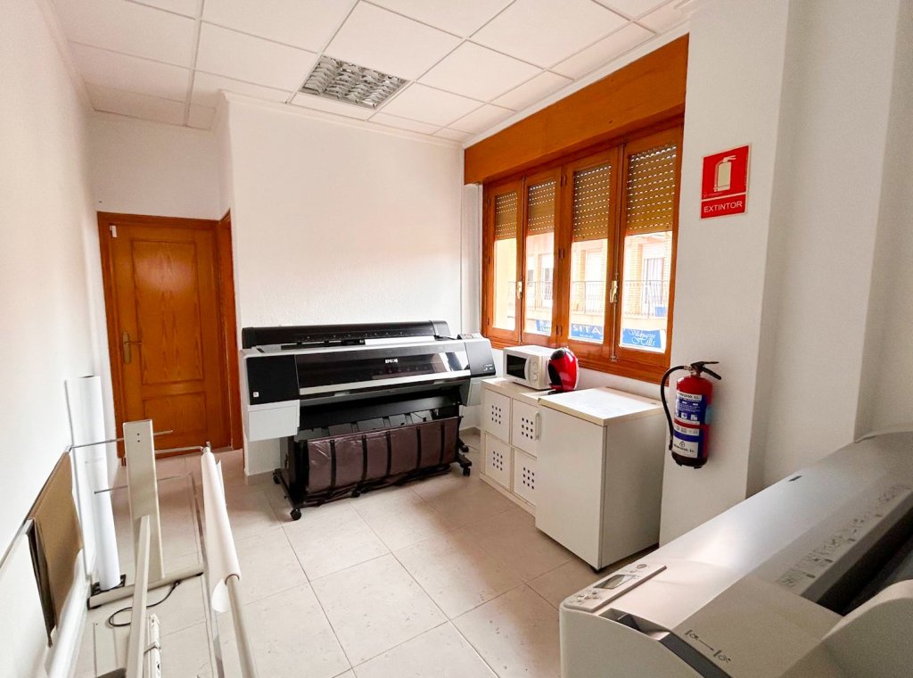 Location - Commercial - San Miguel de Salinas
