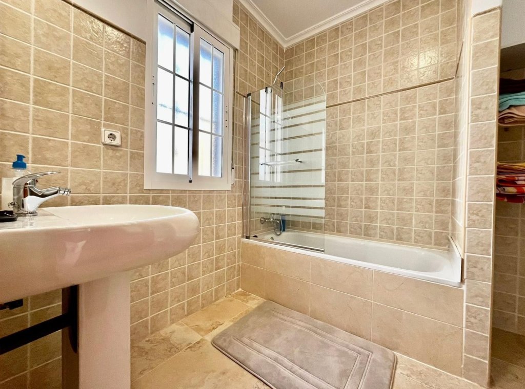 Location - Duplex - Cabo Roig