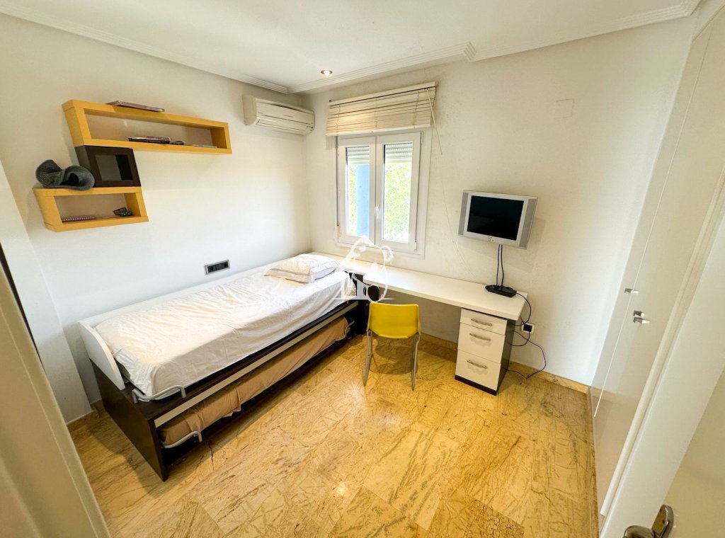 Location - Duplex - Dehesa de Campoamor