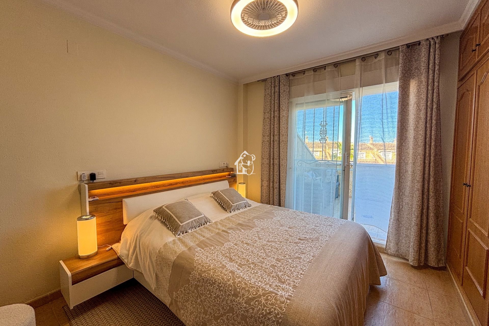 Location - Maison de ville - Torrevieja