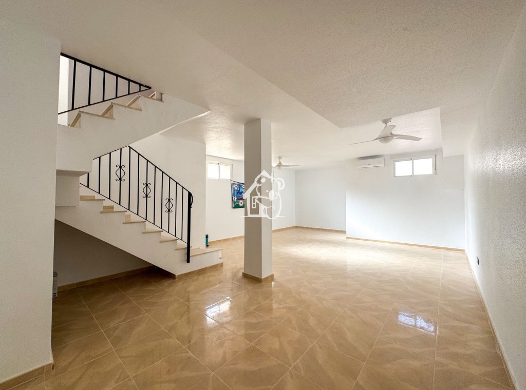 Location - Triplex - San Miguel de Salinas