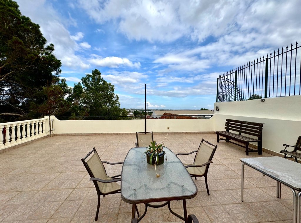Location - Villa - Jacarilla