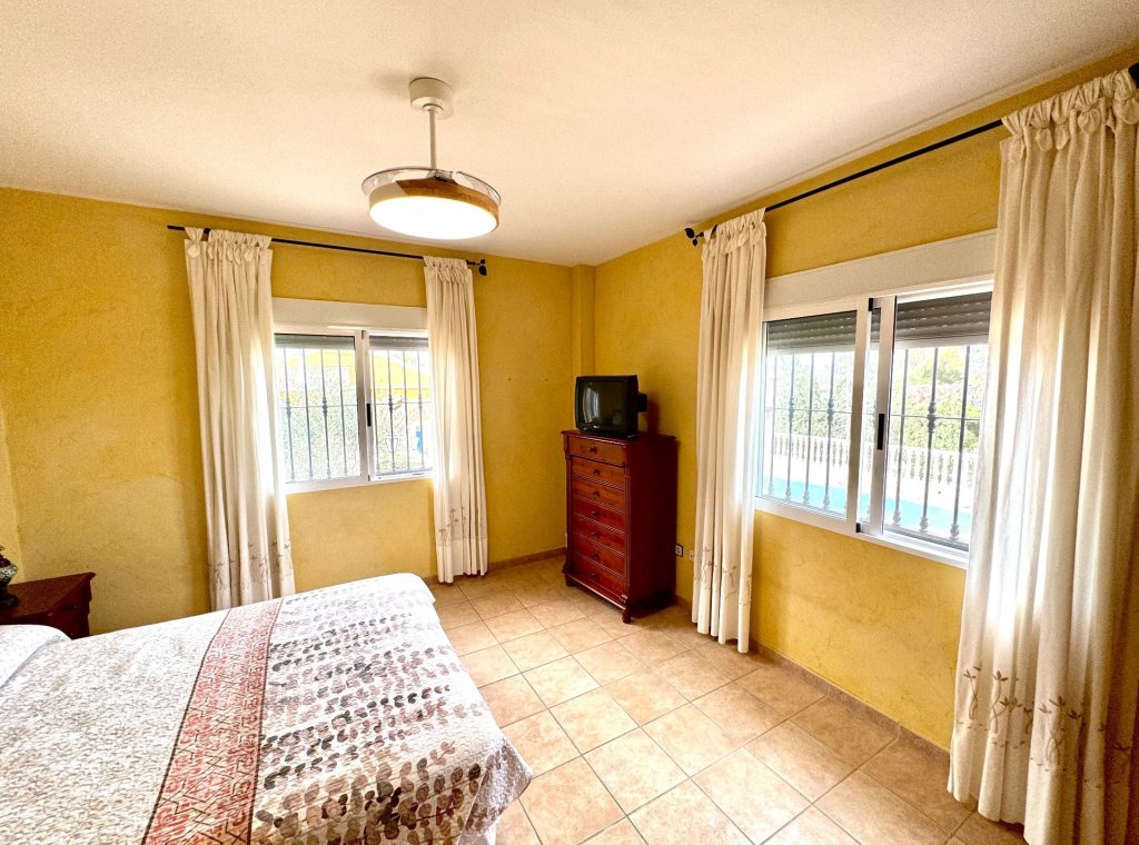 Location - Villa - Jacarilla