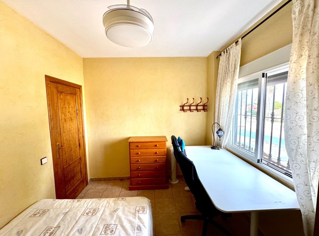 Location - Villa - Jacarilla
