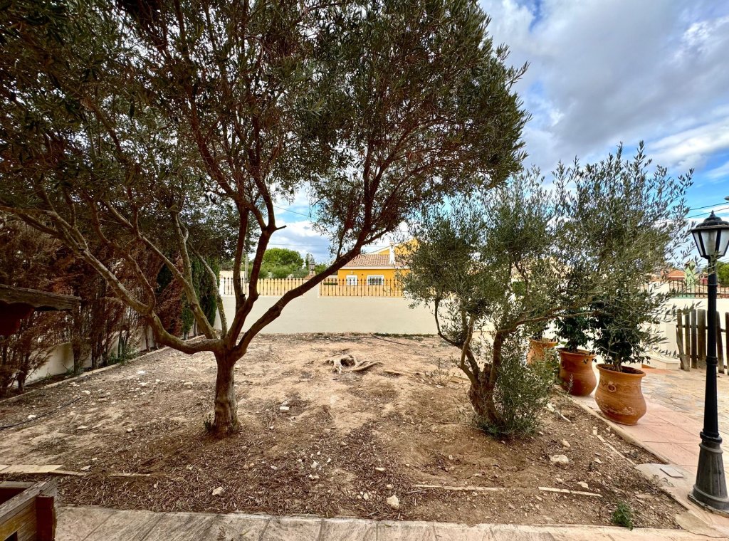 Location - Villa - Jacarilla