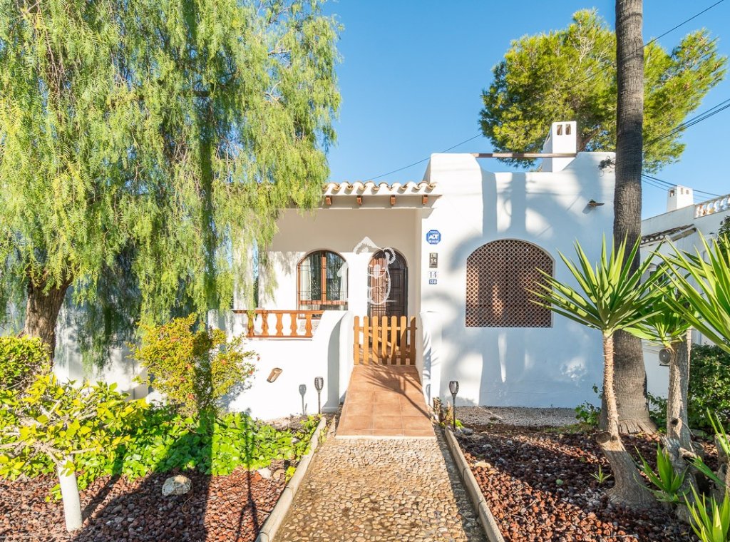 Location - Villa - Orihuela Costa - Villamartín