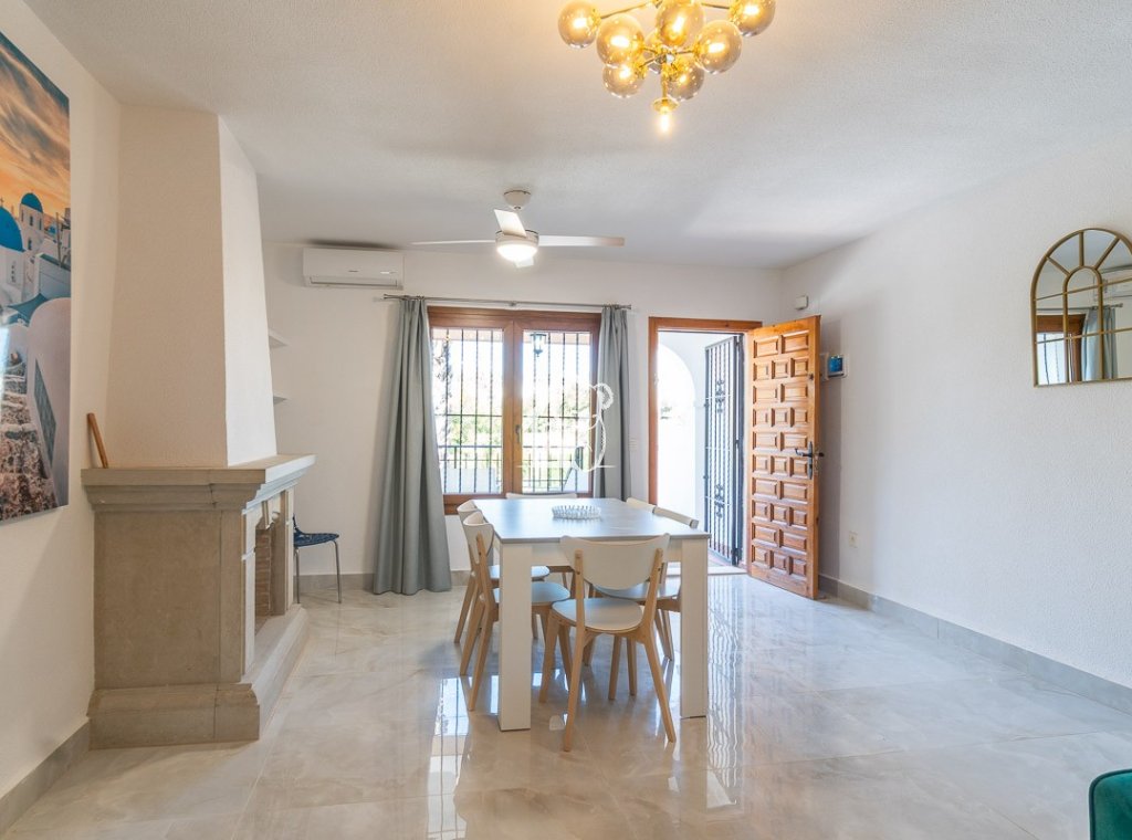 Location - Villa - Orihuela Costa - Villamartín