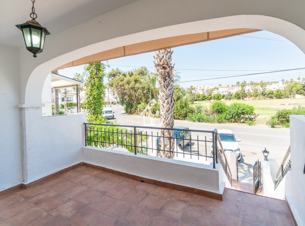 Location - Villa - Orihuela Costa - Villamartín