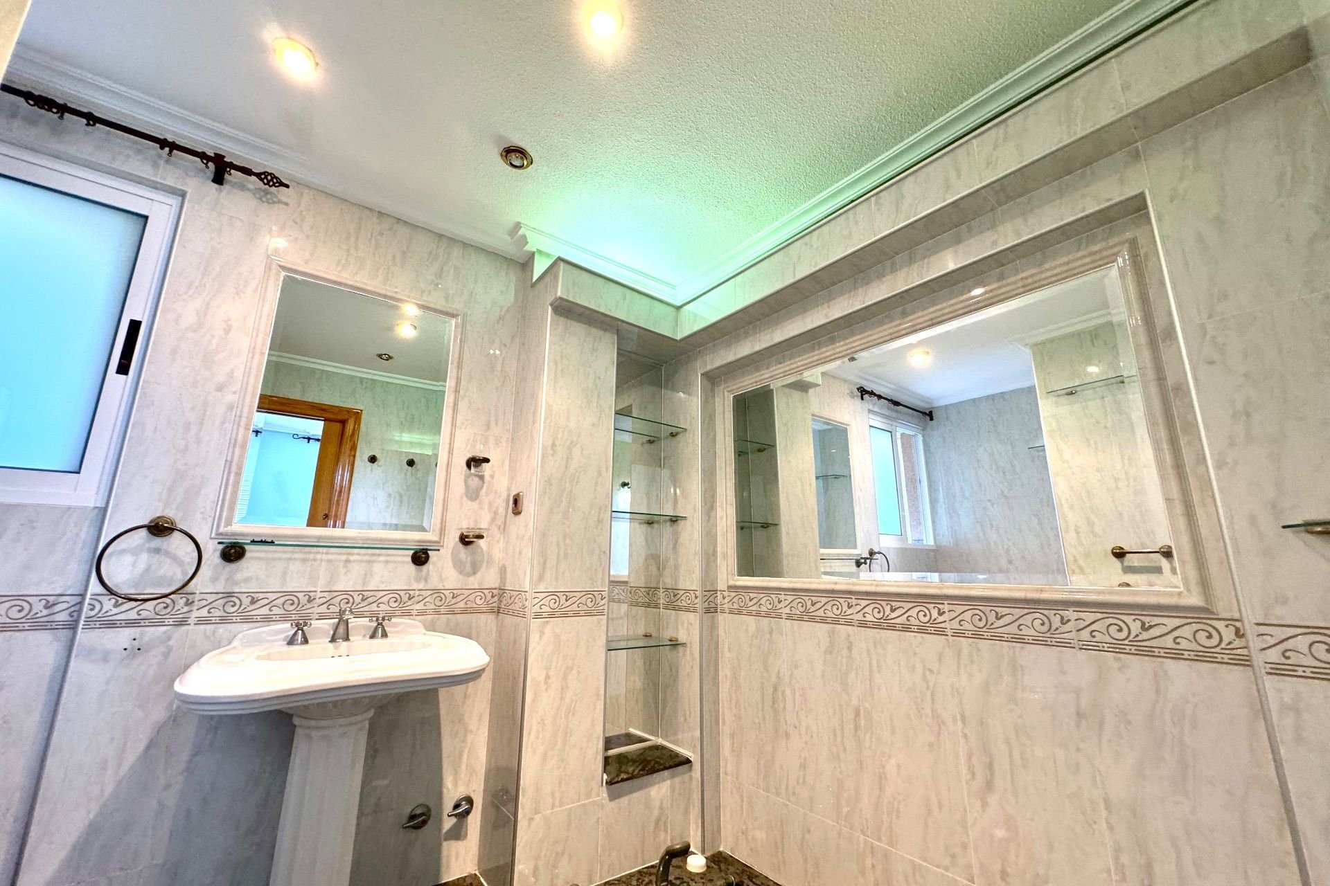 Location - Villa - Orihuela Costa