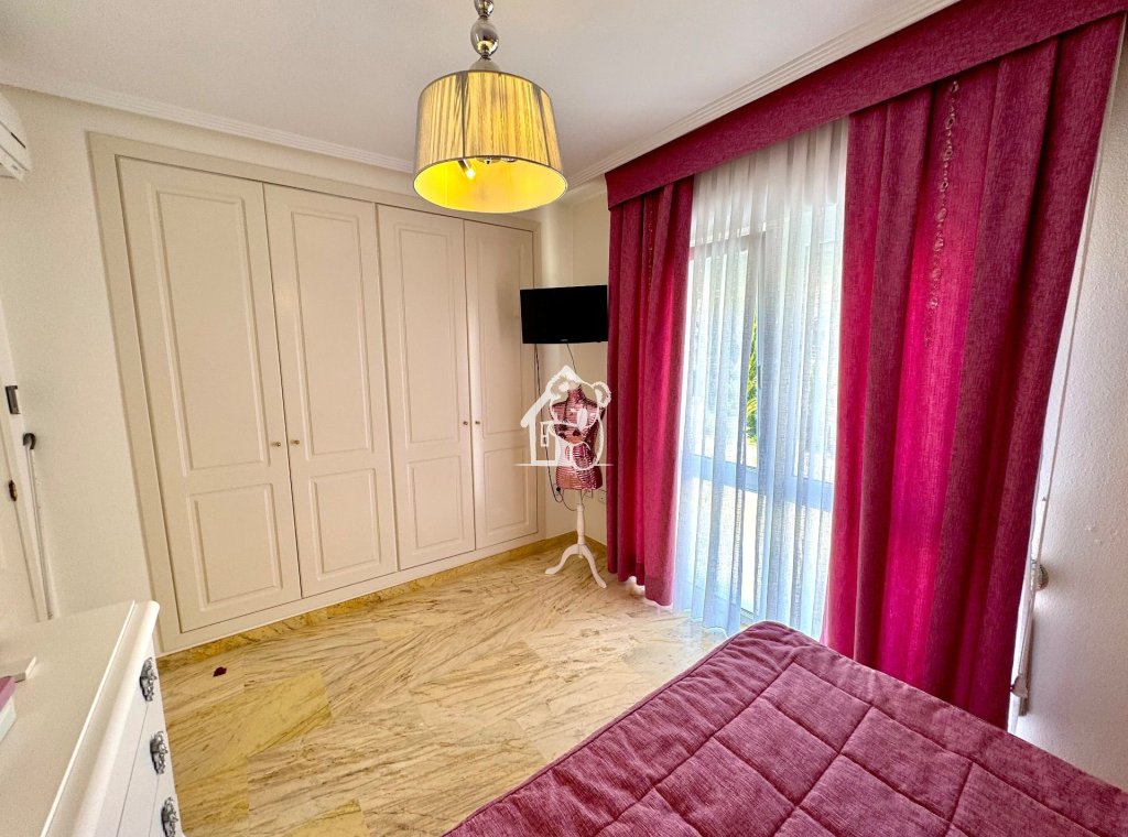 Location - Villa - Orihuela Costa