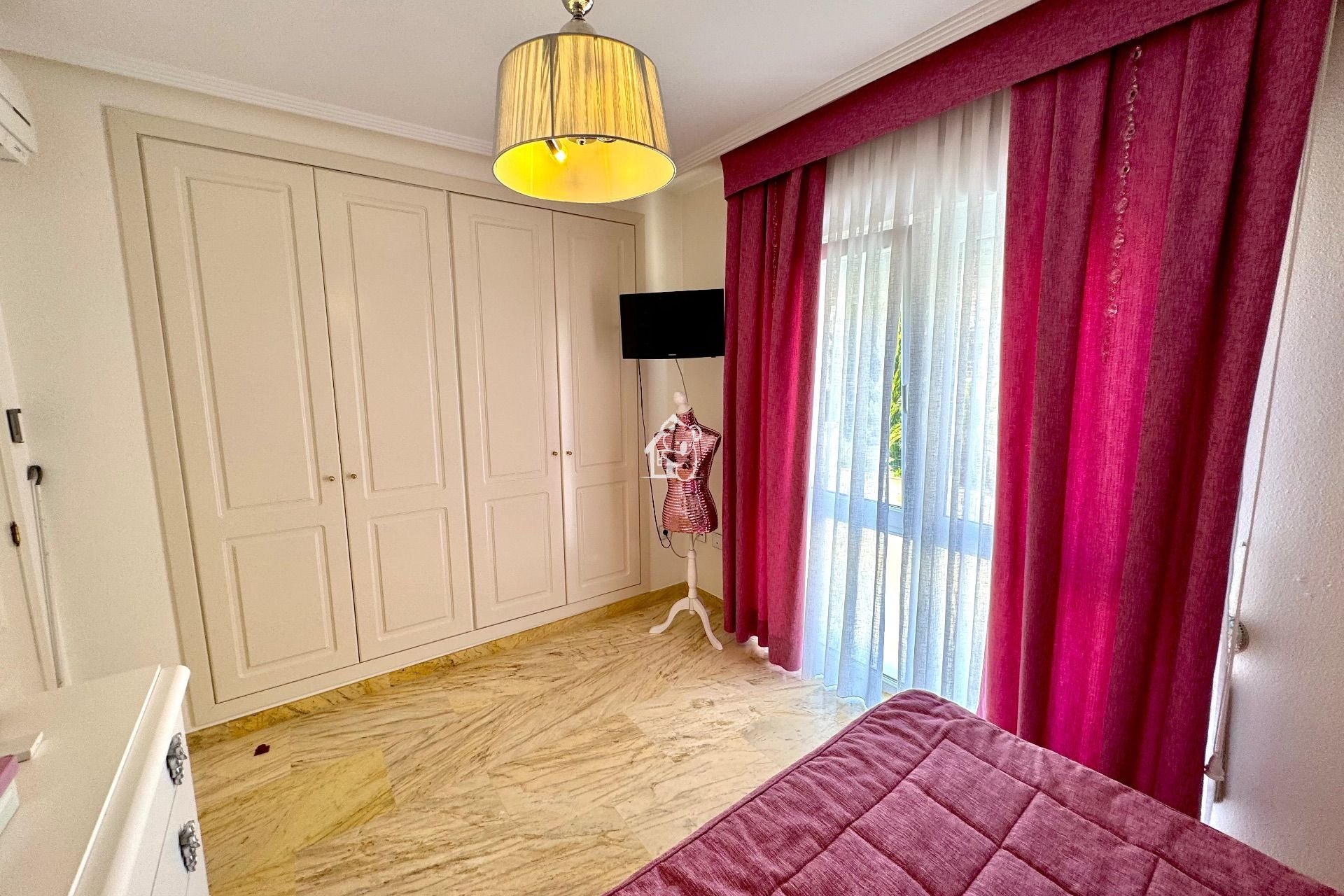 Location - Villa - Orihuela Costa
