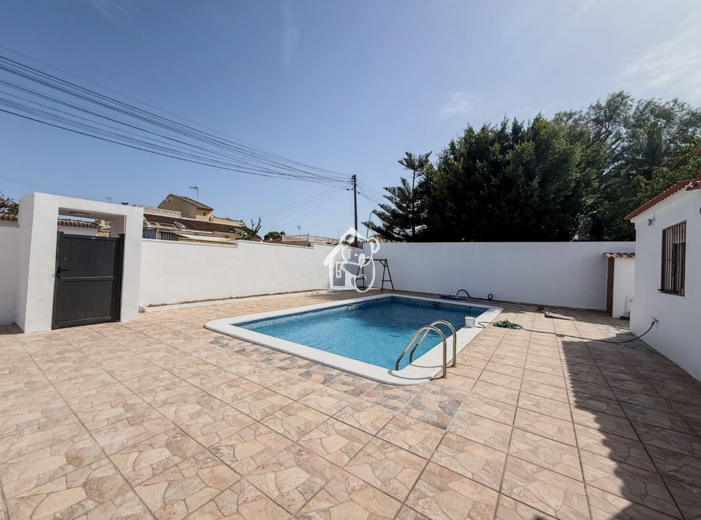 Location - Villa - Torrevieja - Los Balcones - Los Altos del Edén