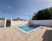 Location - Villa - Torrevieja - Los Balcones - Los Altos del Edén