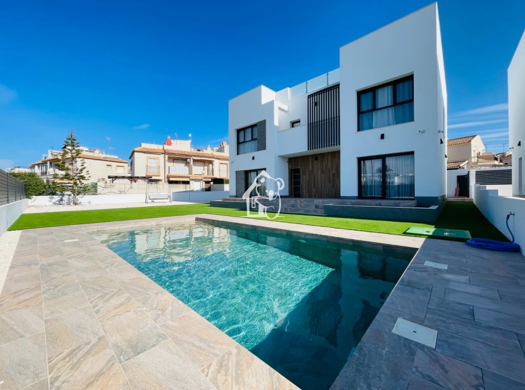 New Build - Townhouse - Torrevieja