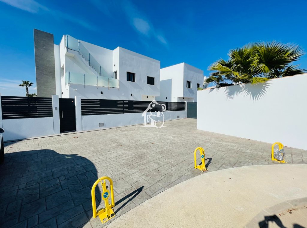 New Build - Townhouse - Torrevieja