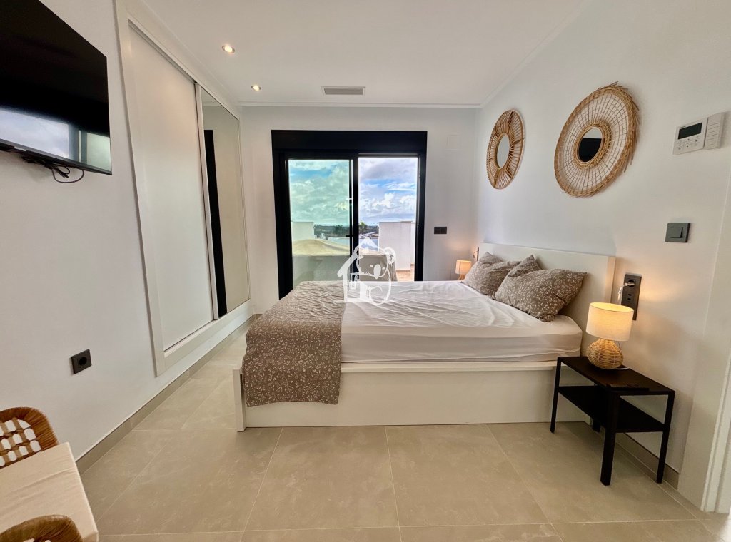 Nouvelle construction - Maison de ville - Benijofar