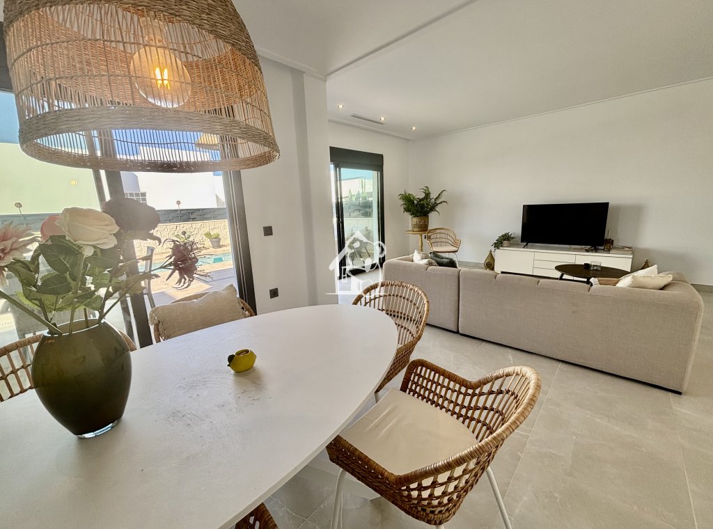 Nouvelle construction - Maison de ville - Benijofar