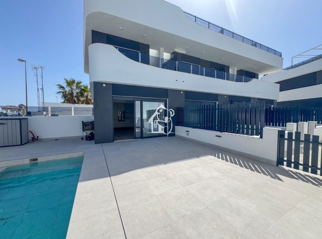 Nouvelle construction - Maison de ville - Cabo Roig