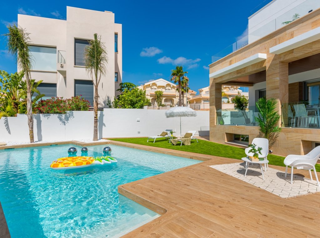 Nouvelle construction - Maison de ville - Ciudad Quesada