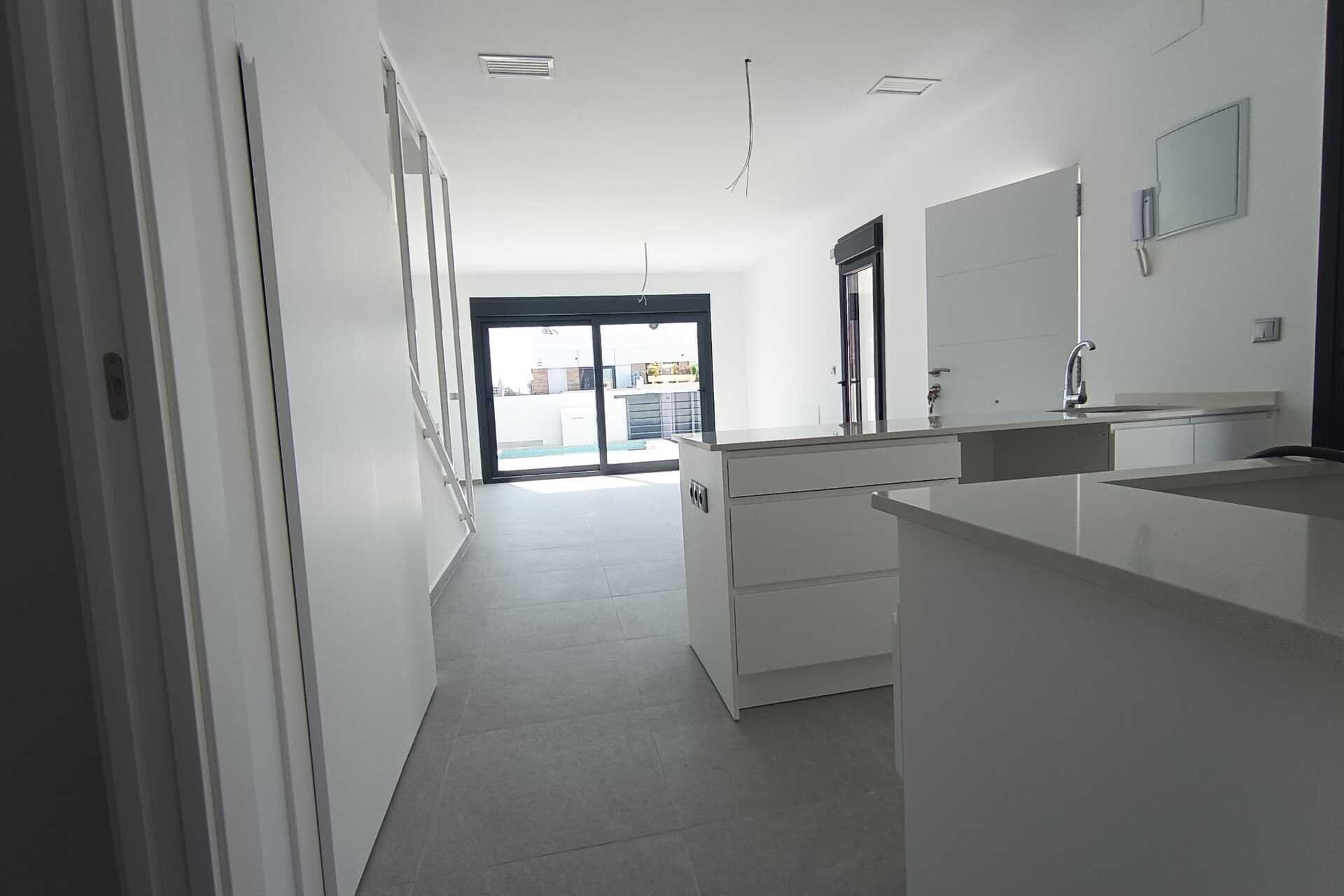 Nouvelle construction - Maison de ville - Daya Nueva