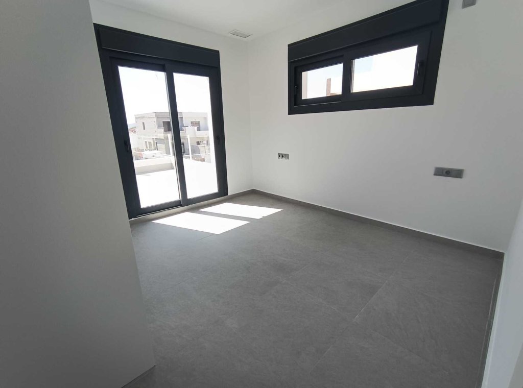 Nouvelle construction - Maison de ville - Daya Nueva