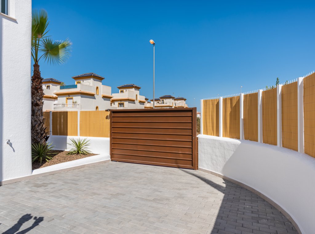 Nouvelle construction - Maison de ville - Los Alcázares