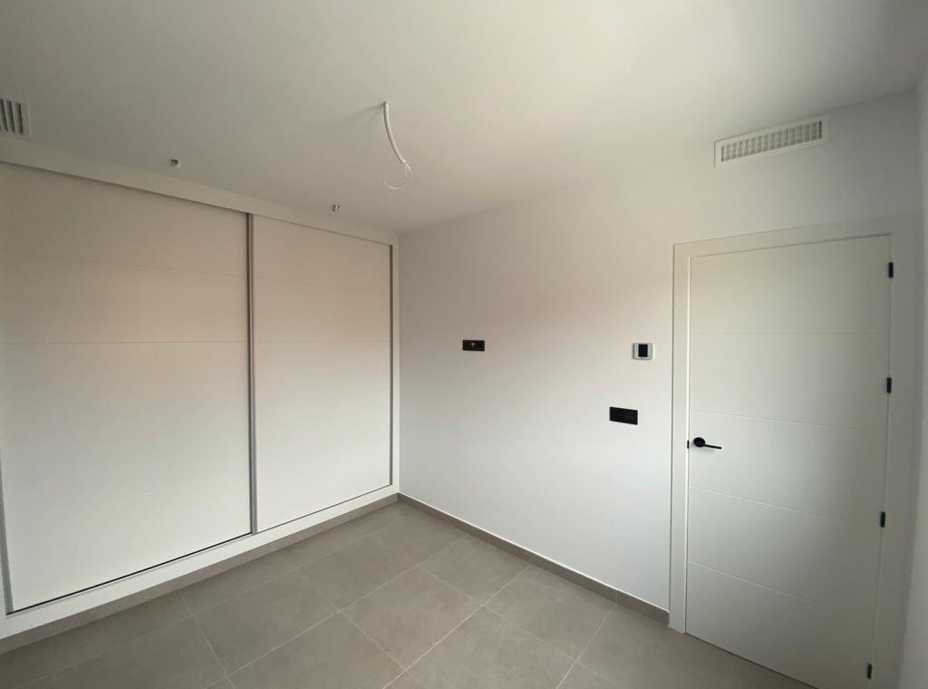 Nouvelle construction - Maison de ville - Los Alcázares