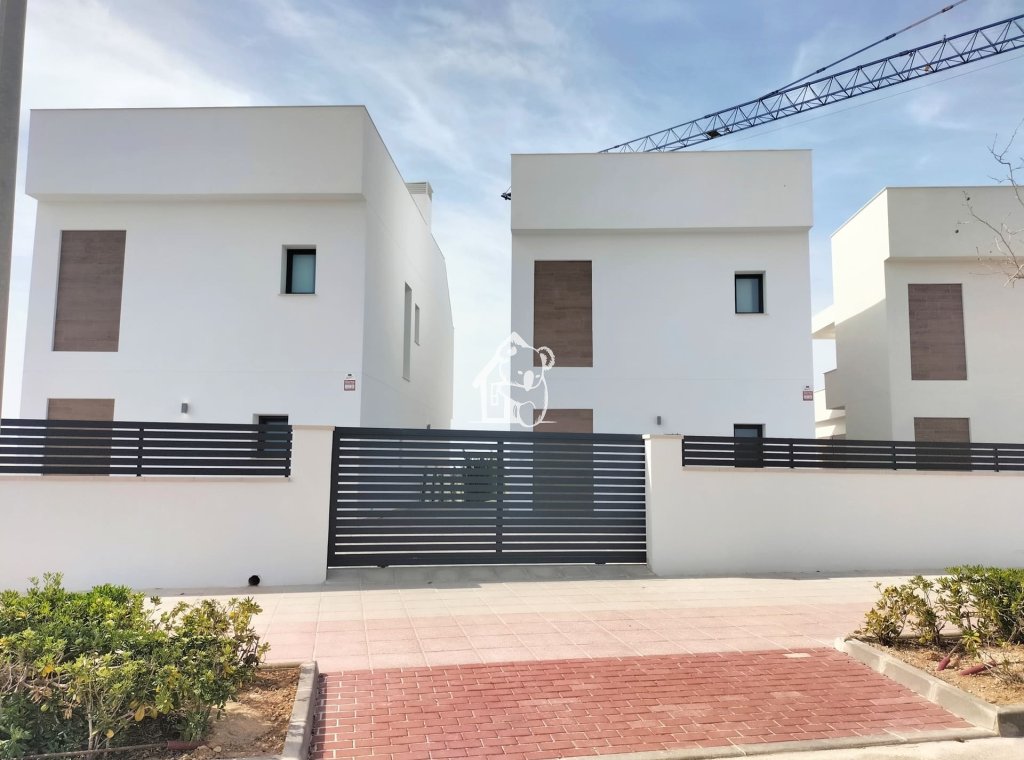 Nouvelle construction - Maison de ville - Pilar de la Horadada