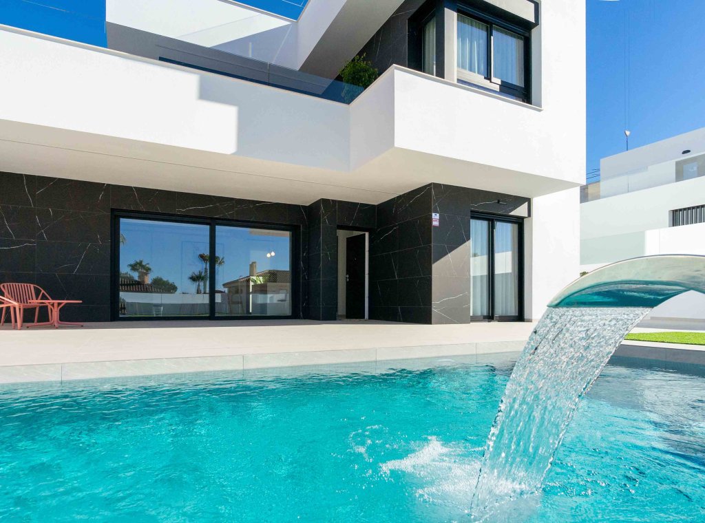 Nouvelle construction - Maison de ville - Rojales