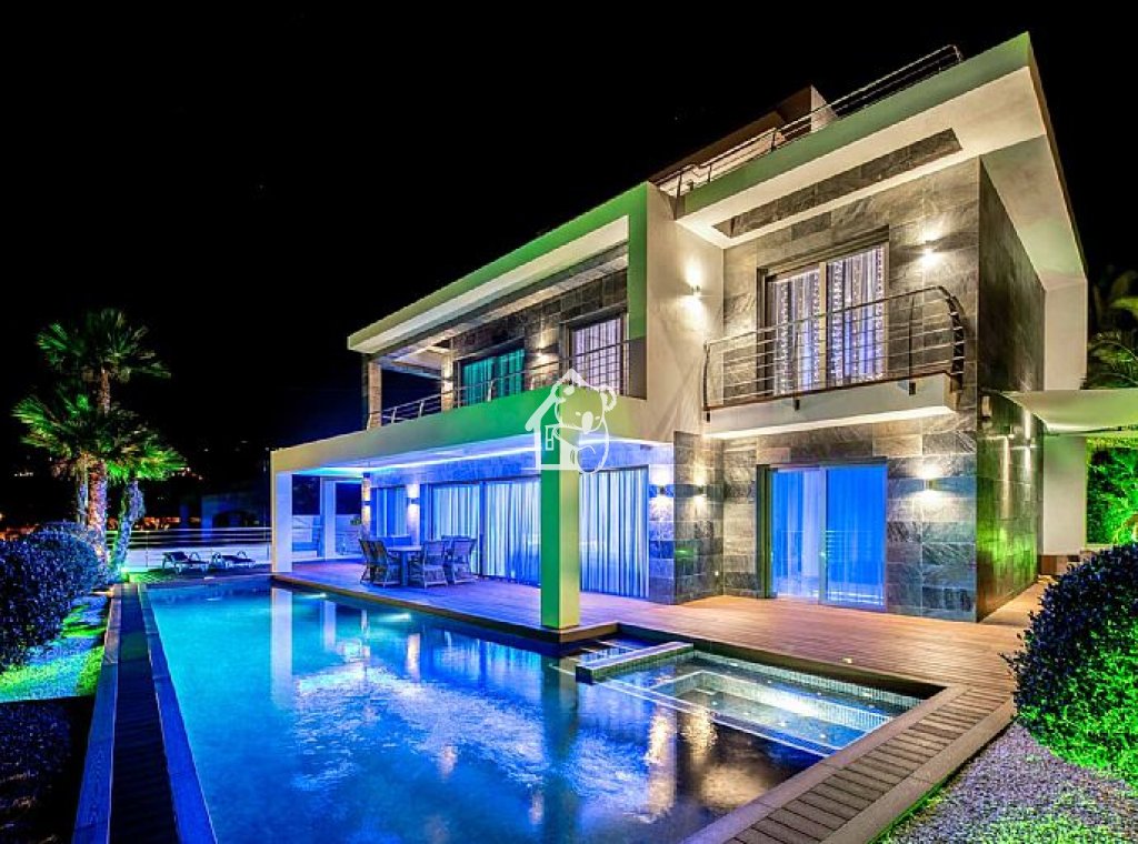 Nouvelle construction - Villa - Calpe