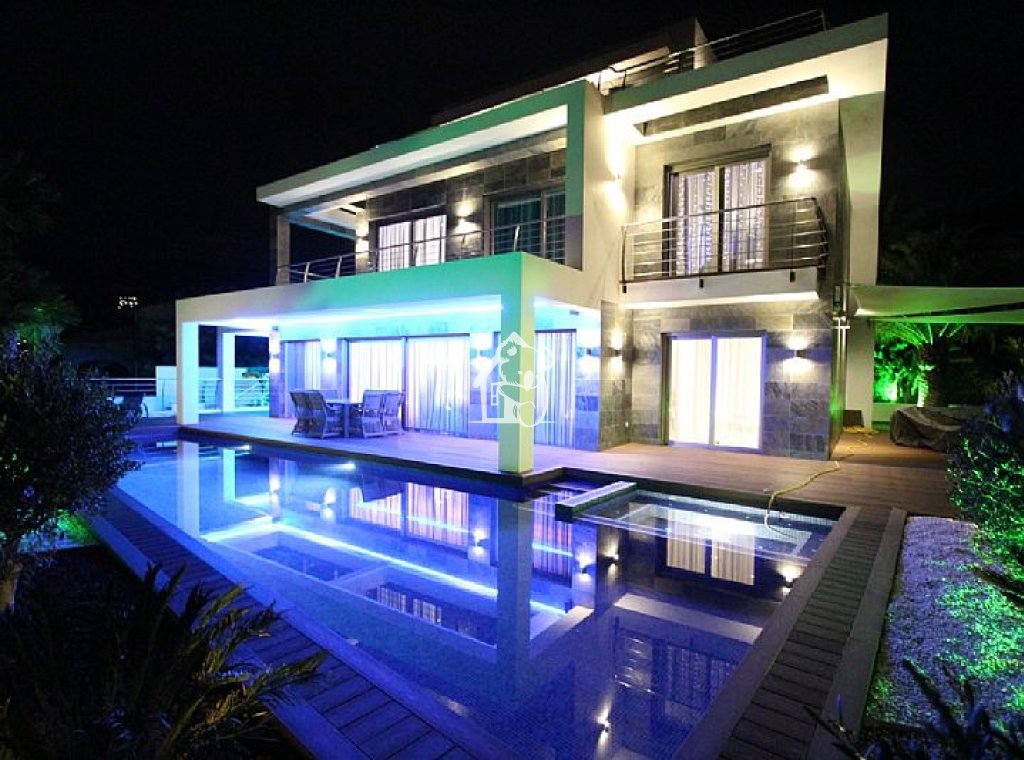 Nouvelle construction - Villa - Calpe