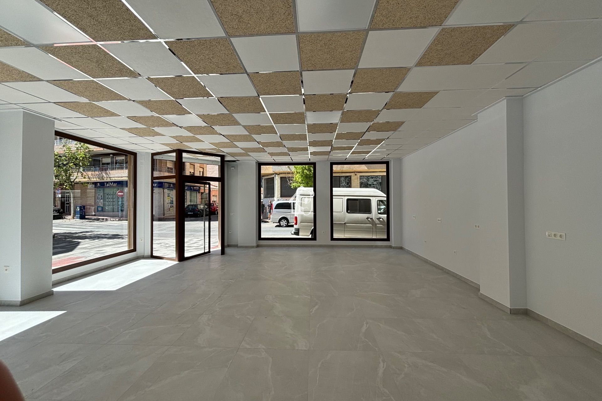 Новое здание - Коммерческий - Torrevieja - Torrevieja Centro