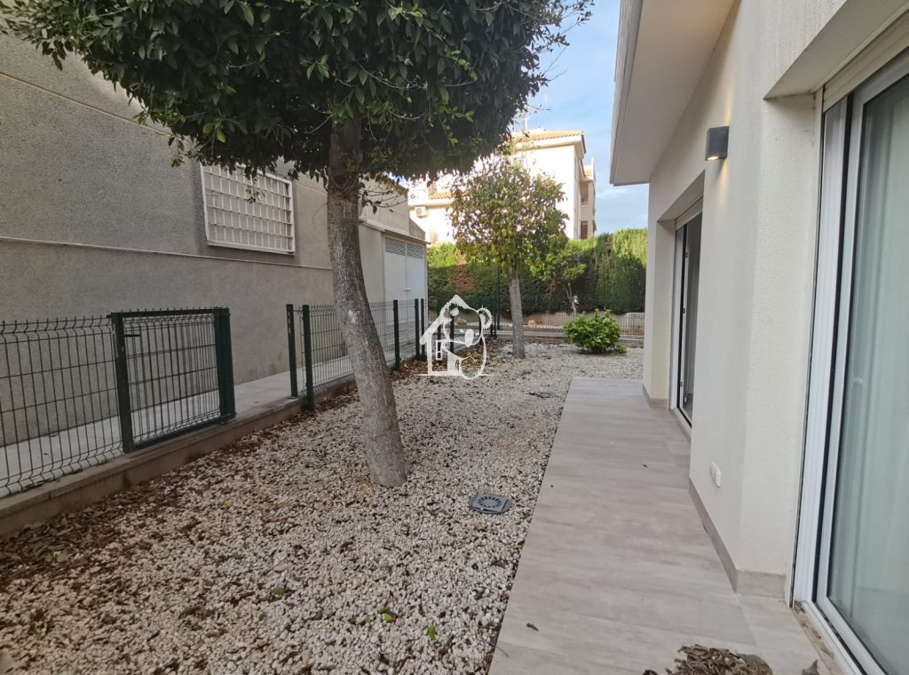 Новое здание - Квартира / квартира - Torrevieja