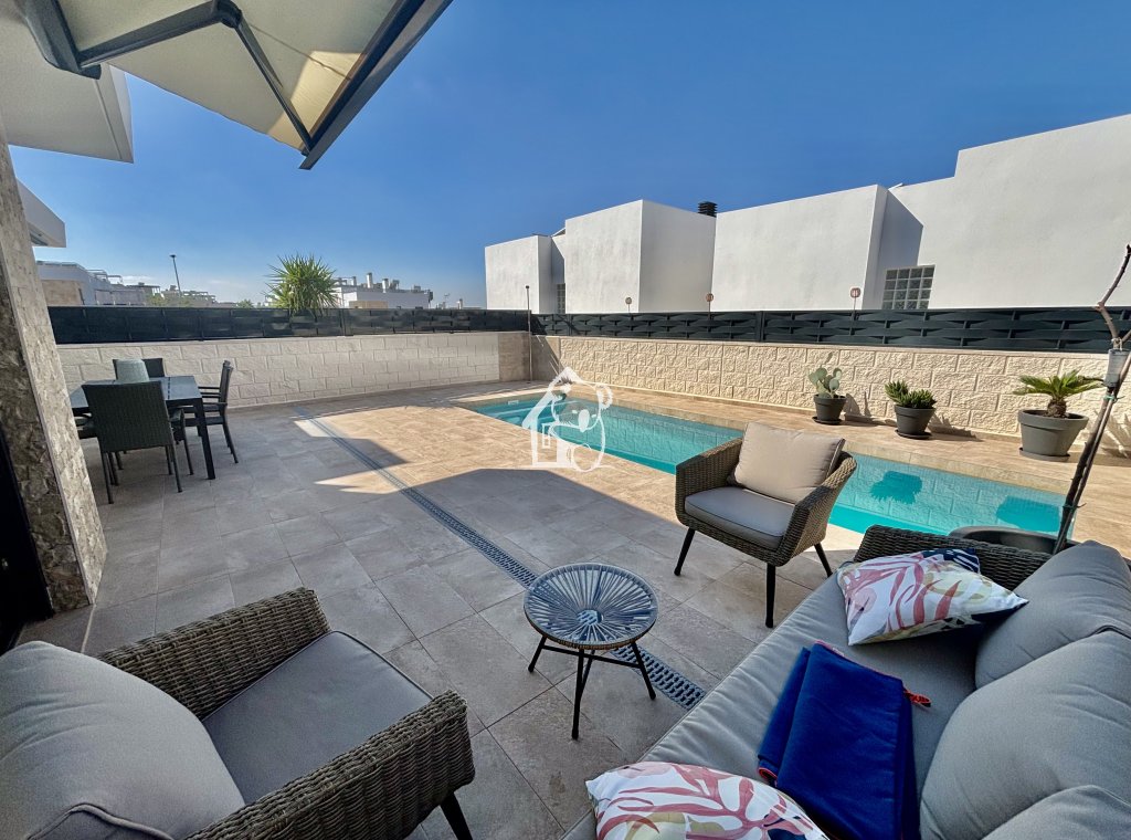 Новое здание - Таунхаус - Benijofar