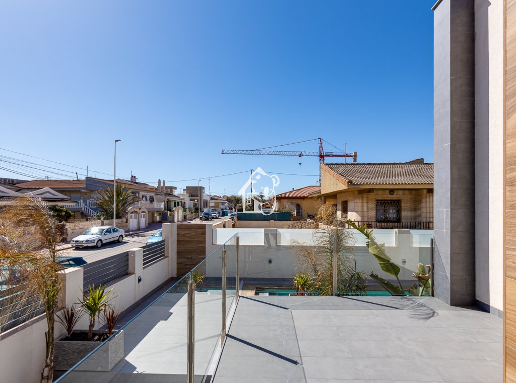 Новое здание - Таунхаус - La Mata