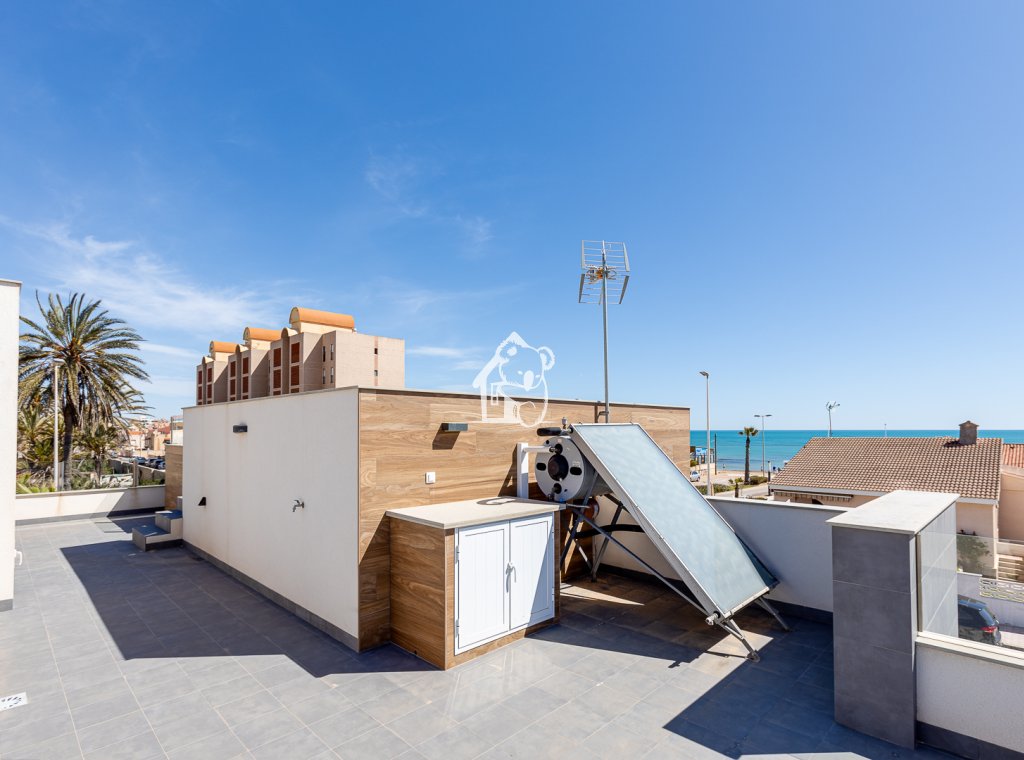 Новое здание - Таунхаус - La Mata