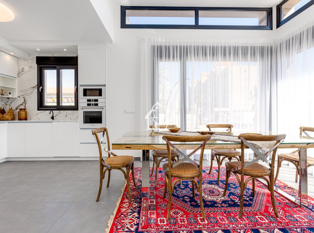 Новое здание - Таунхаус - La Mata