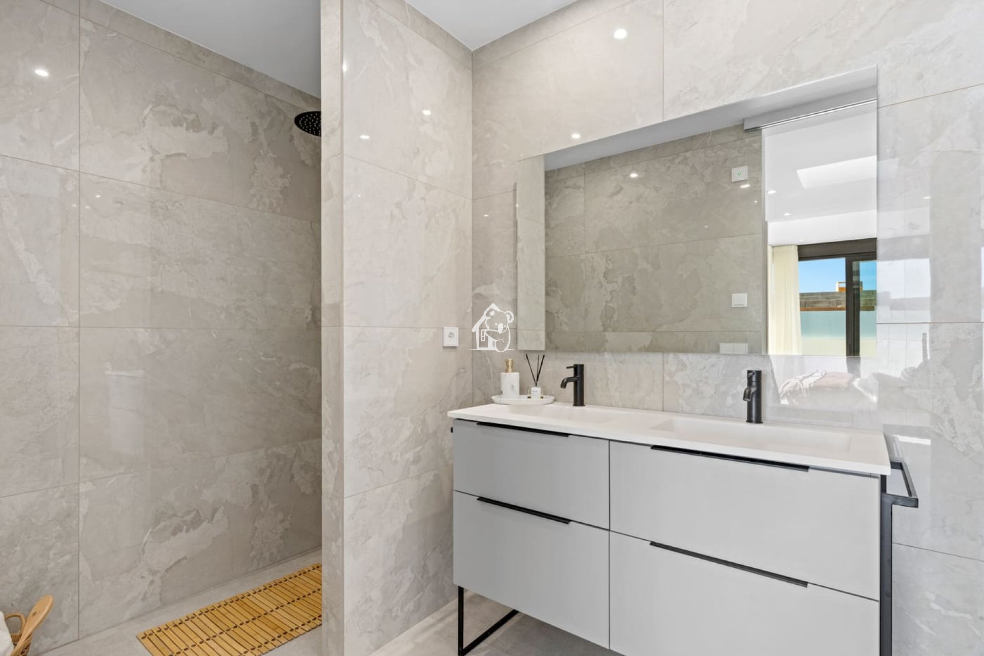 Новое здание - Таунхаус - Polop