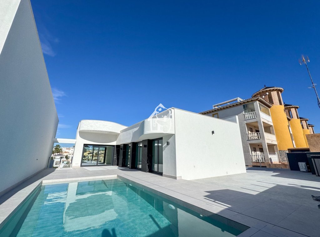 Новое здание - Villa - Ciudad Quesada