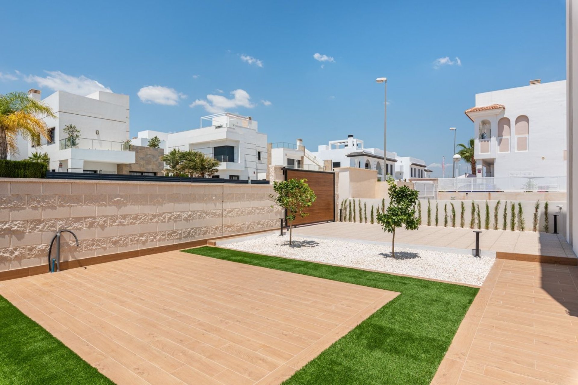 Новое здание - Villa - Ciudad Quesada
