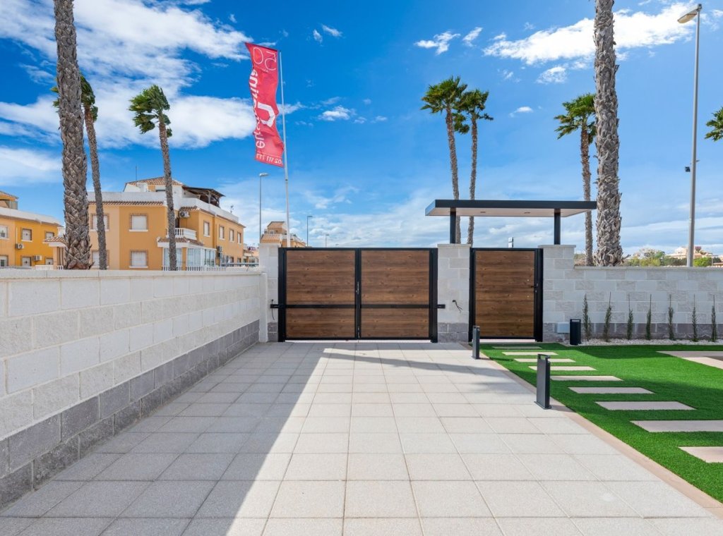 Новое здание - Villa - Ciudad Quesada