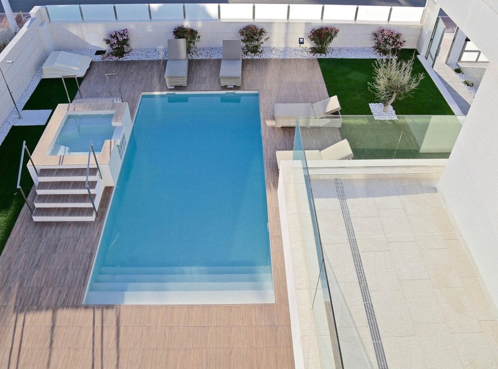 Новое здание - Villa - Dehesa de Campoamor