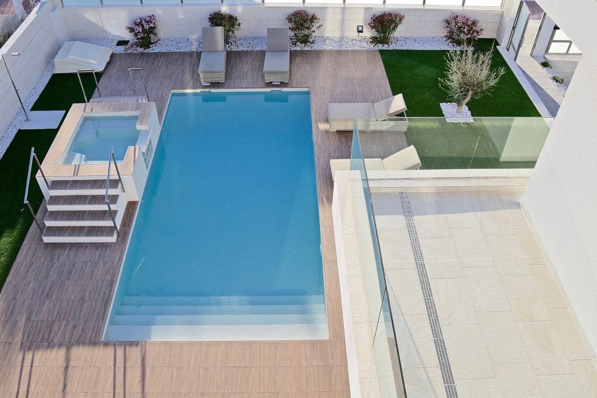 Новое здание - Villa - Dehesa de Campoamor