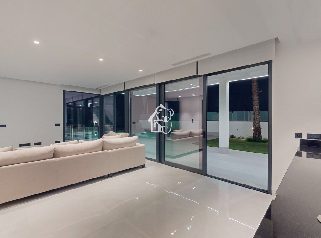 Новое здание - Villa - Finestrat
